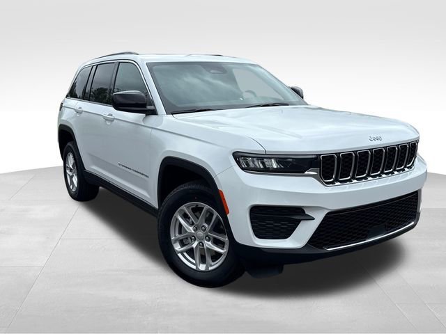 New 2026 Jeep Grand Cherokee Laredo X AWD/4WD image 1