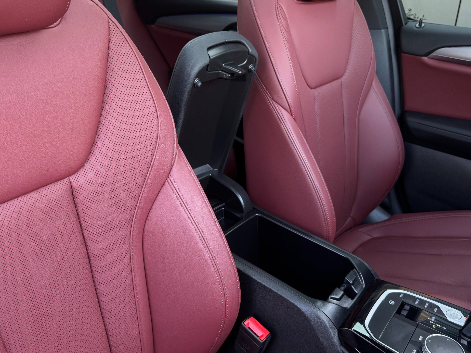 Used 2023 BMW X3 sDrive30i w/ M Sport Package image 27