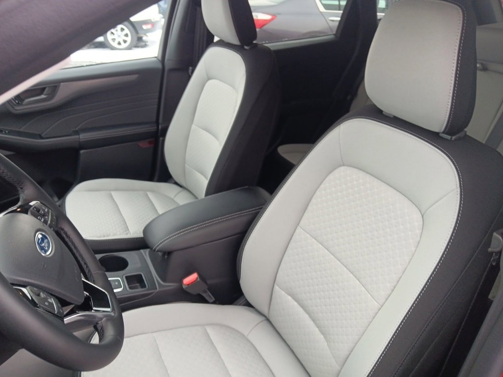 New 2026 Ford Escape Active w/ Tech Pack #1 image 7