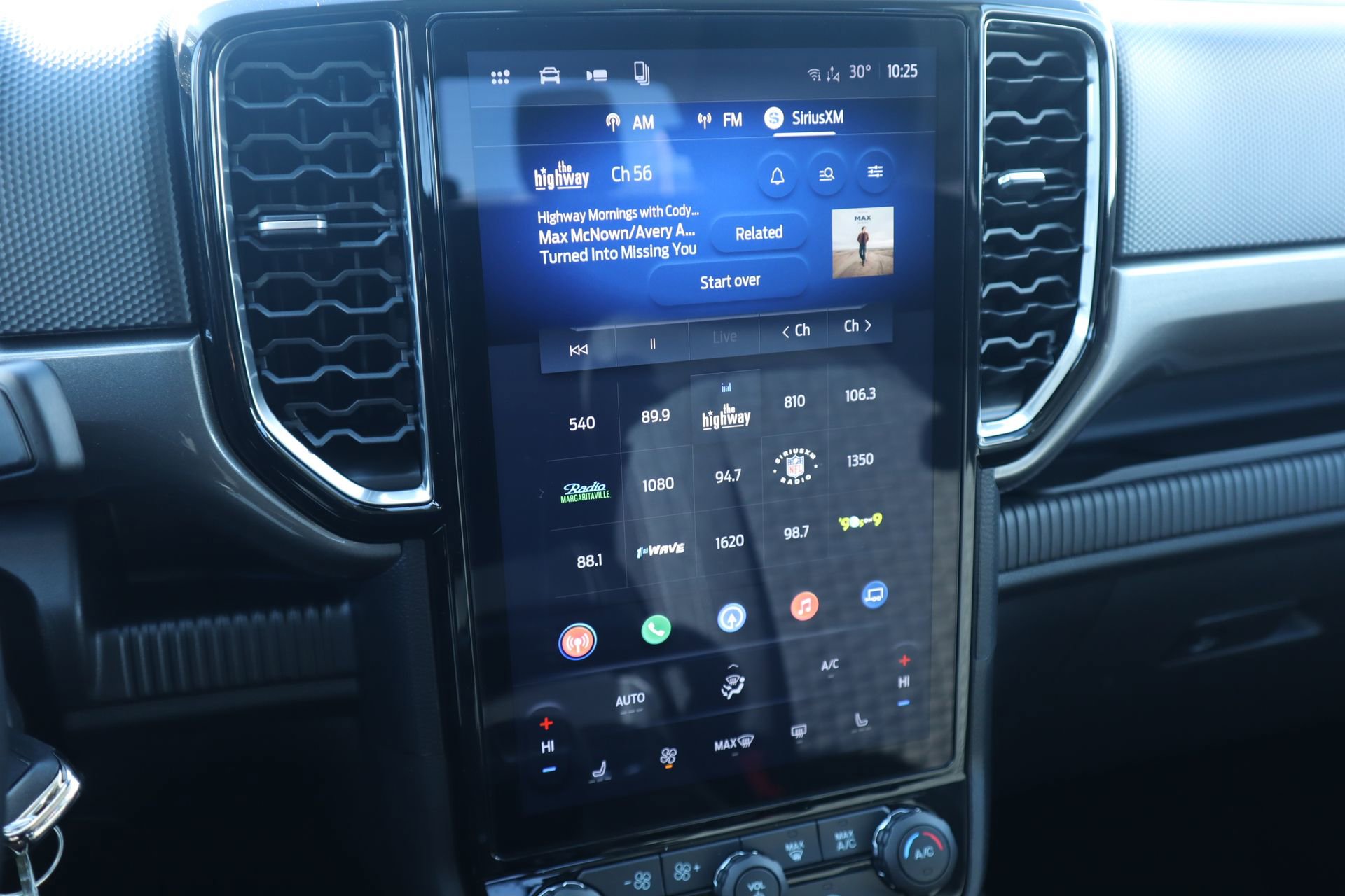 New 2026 Ford Ranger XLT w/ Equipment Group 301A High image 5