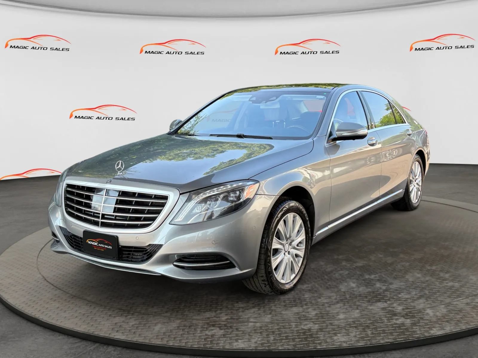 Used 2014 Mercedes-Benz S 550 Sedan image 1