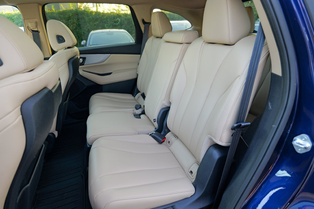 Used 2023 Acura MDX SH-AWD image 28