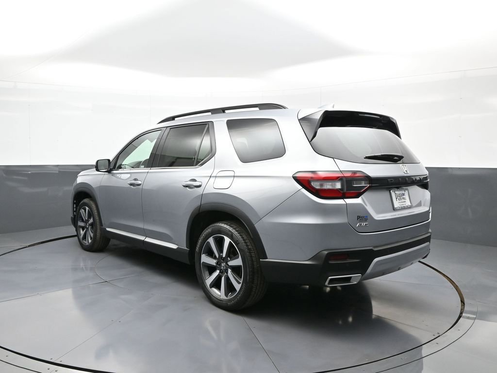 Certified 2023 Honda Pilot Touring image 8