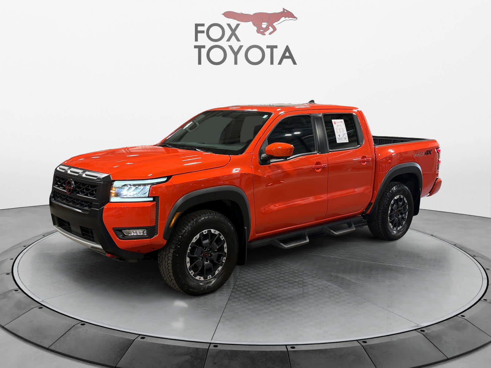 Used 2025 Nissan Frontier PRO-4X w/ Pro Premium Package image 1