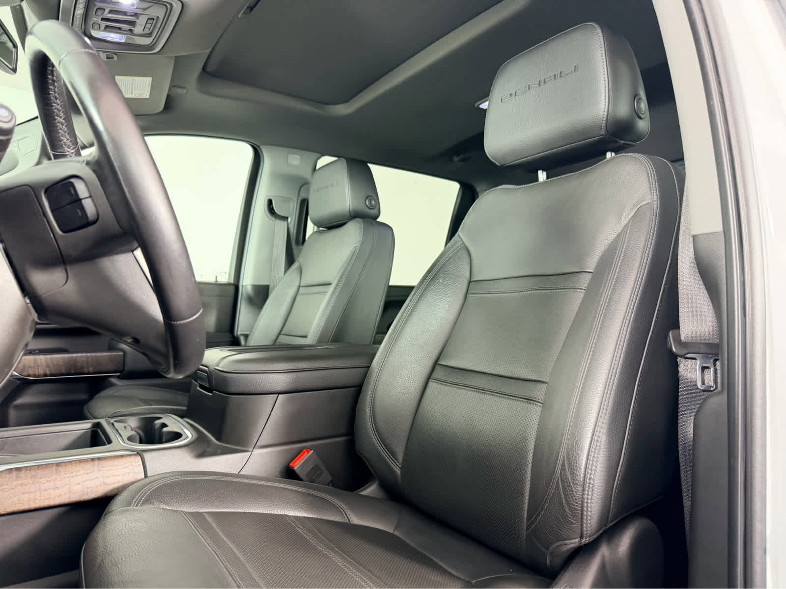 Used 2022 GMC Sierra 2500 Denali image 12