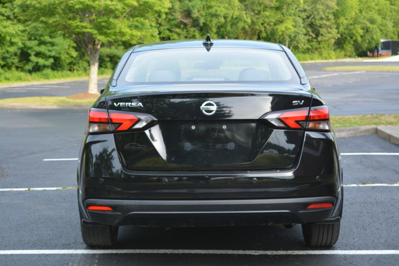 Used 2021 Nissan Versa SV FWD image 6