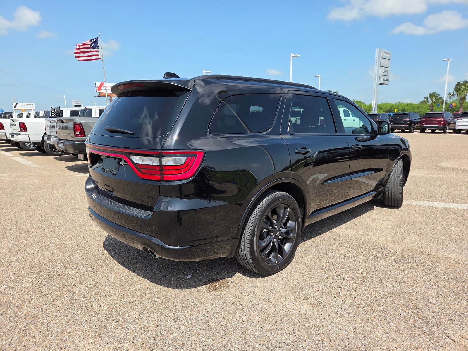 New 2026 Dodge Durango GT w/ Blacktop Package RWD image 7