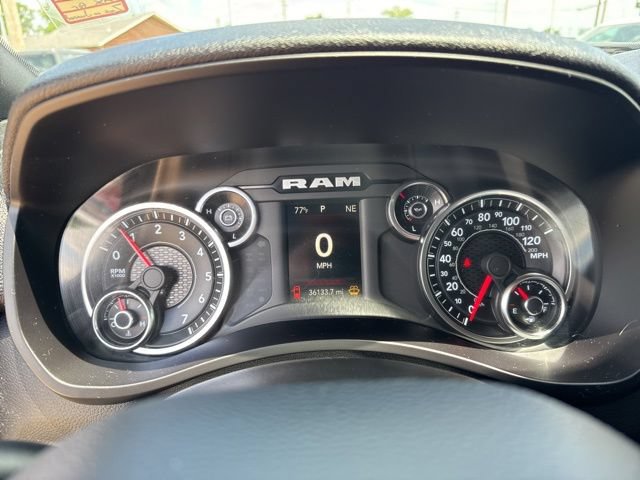 Used 2022 RAM 2500 Big Horn w/ Night Edition AWD/4WD image 17