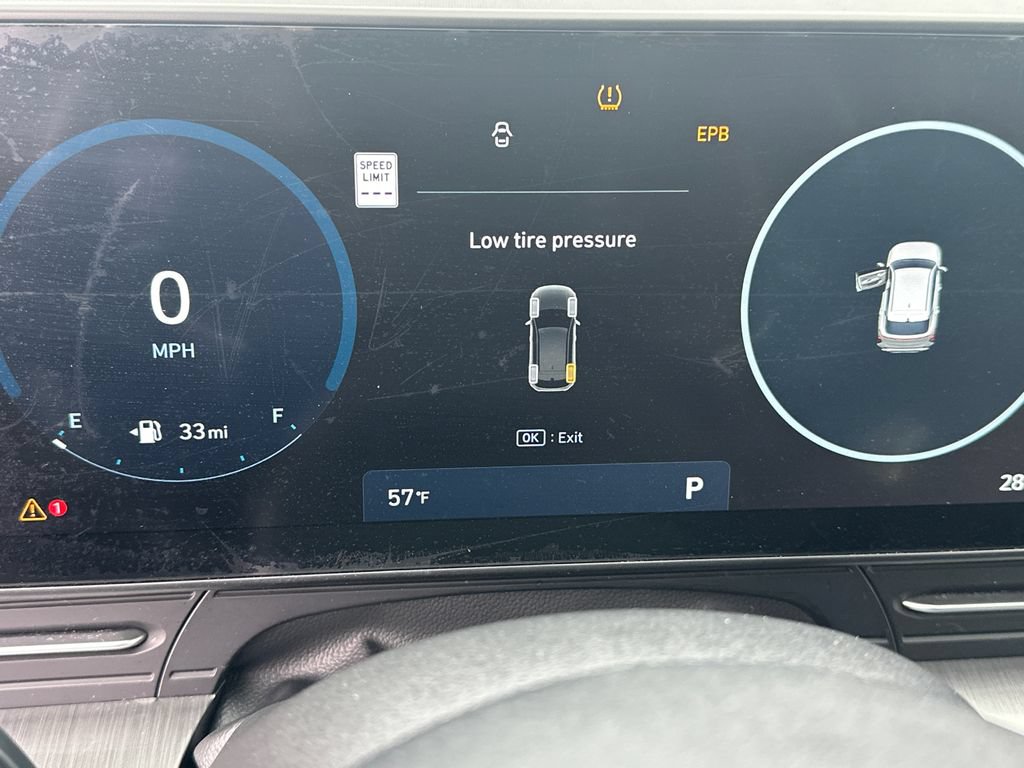 Used 2024 Hyundai Kona Limited FWD image 27