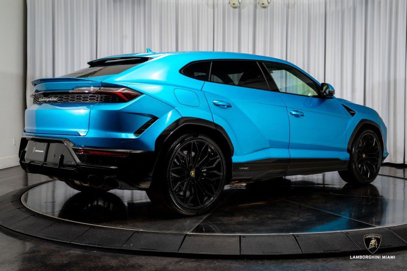Used 2025 Lamborghini Urus SE image 14