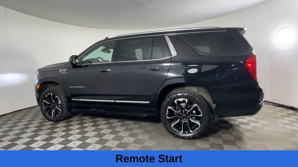 Used 2023 GMC Yukon SLT w/ SLT Premium Package image 9