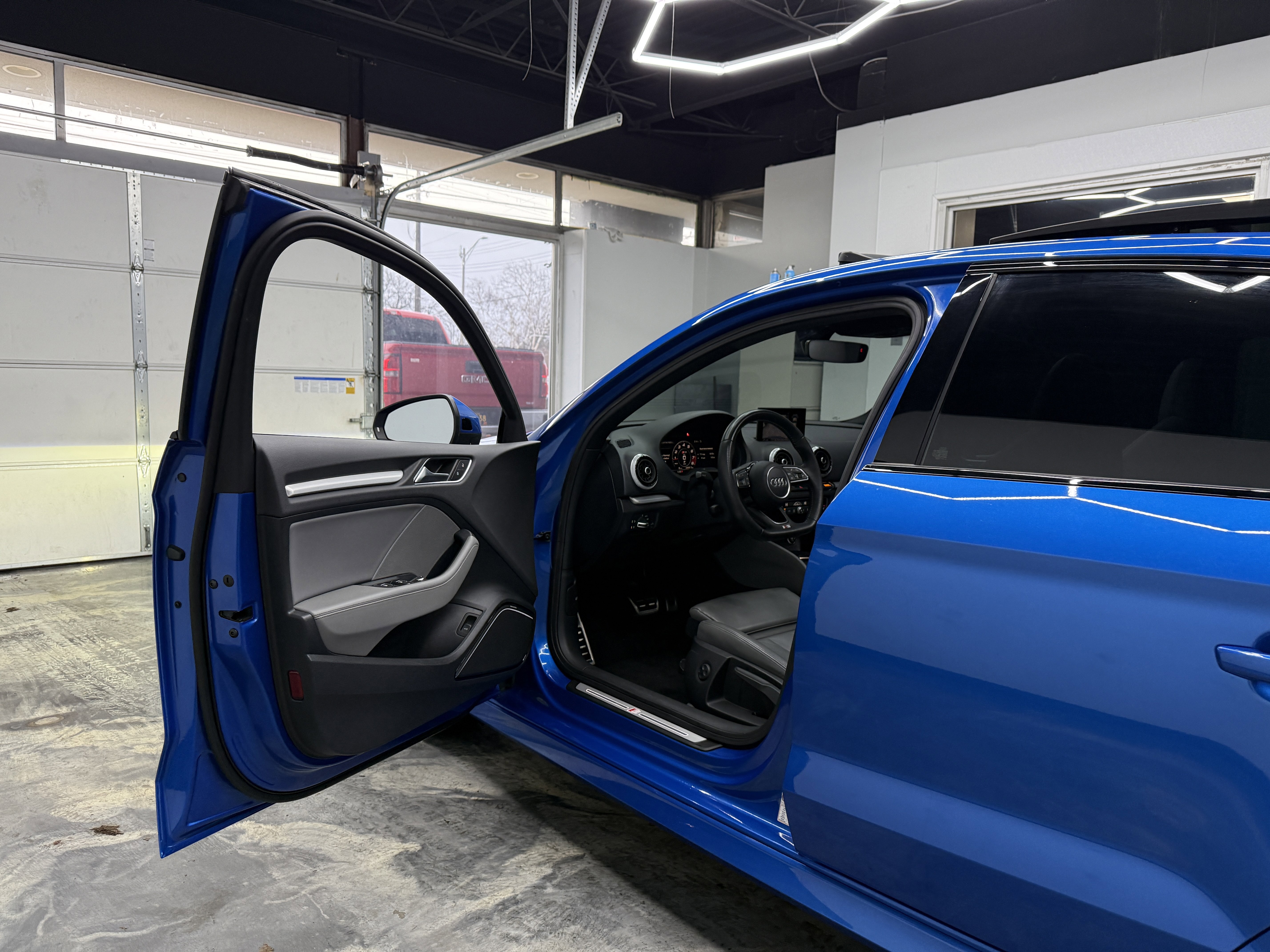 Used 2020 Audi S3 image 9