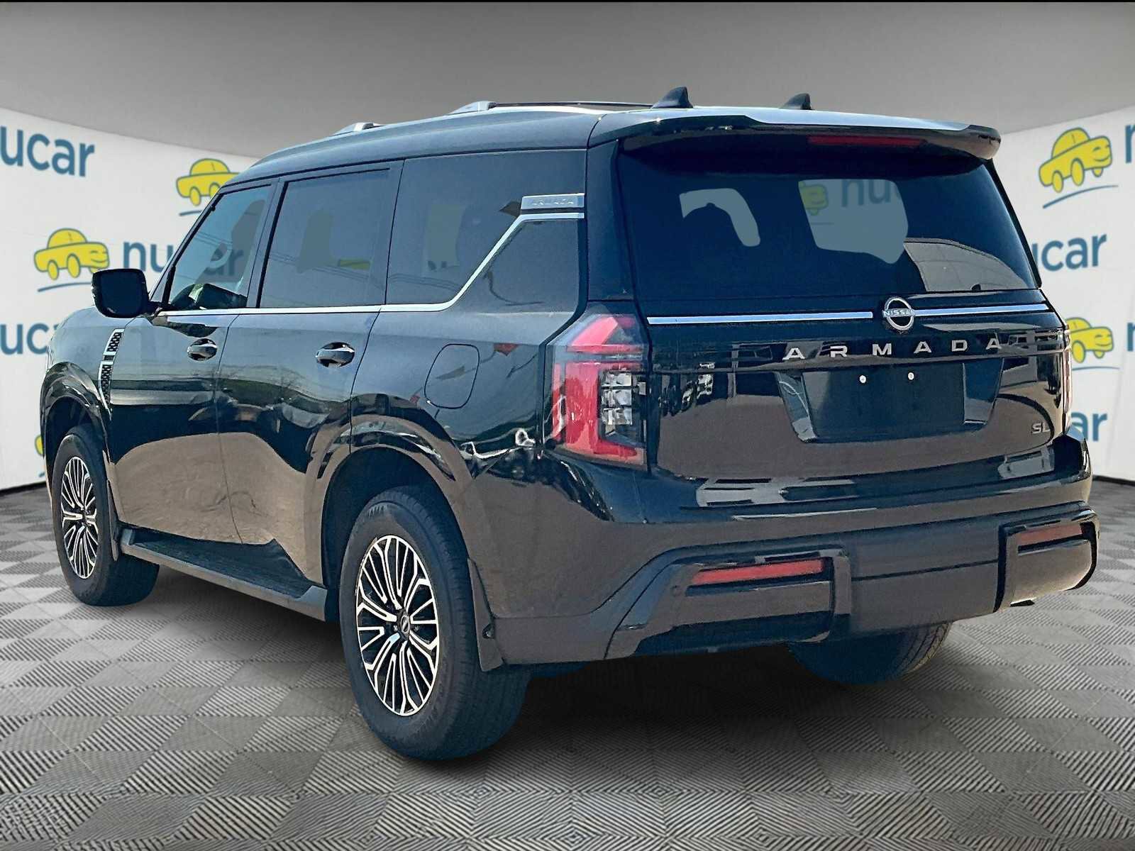 New 2025 Nissan Armada SL w/ Captain's Chari Seat Package image 4