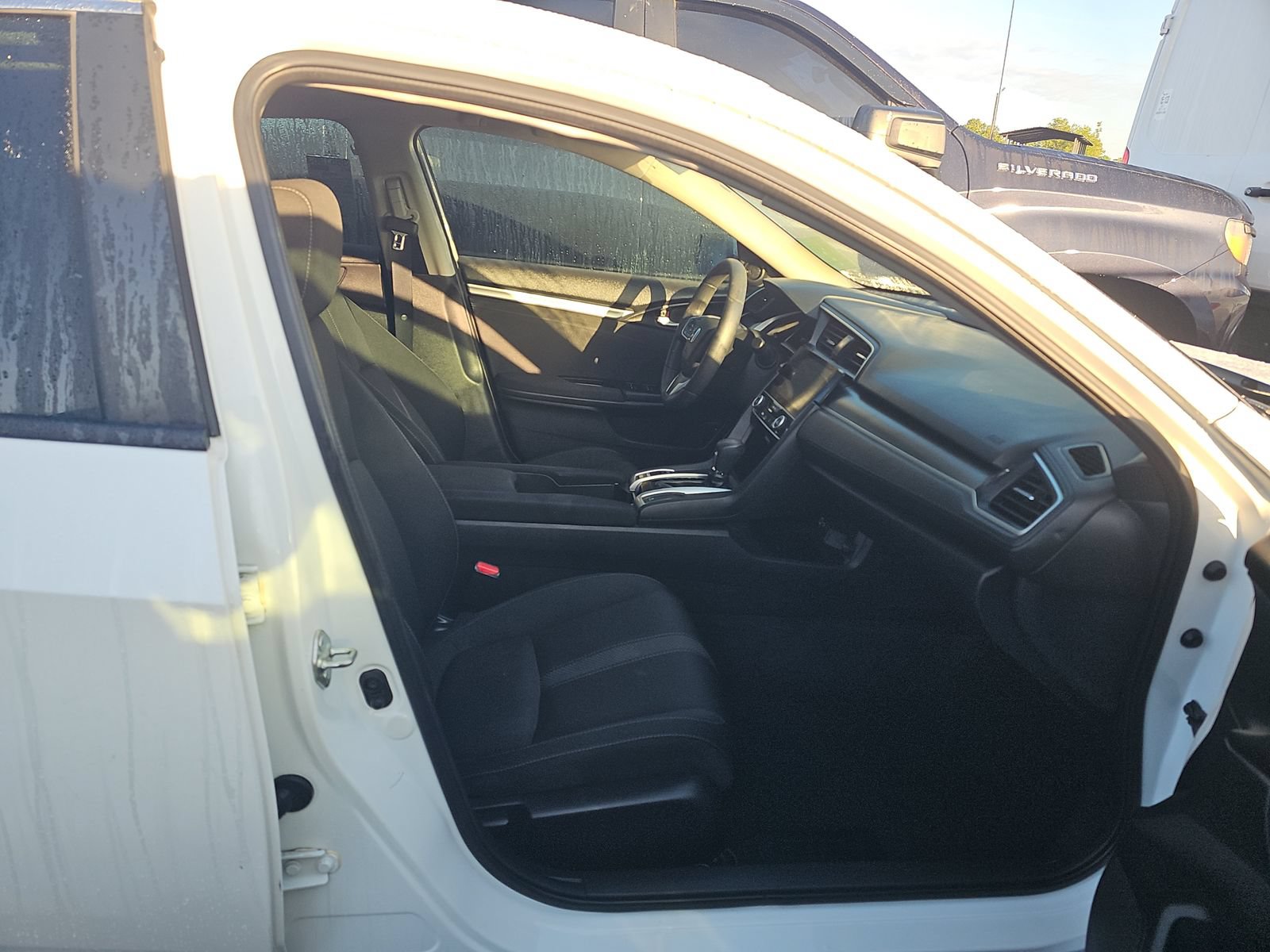 Used 2018 Honda Civic EX image 10