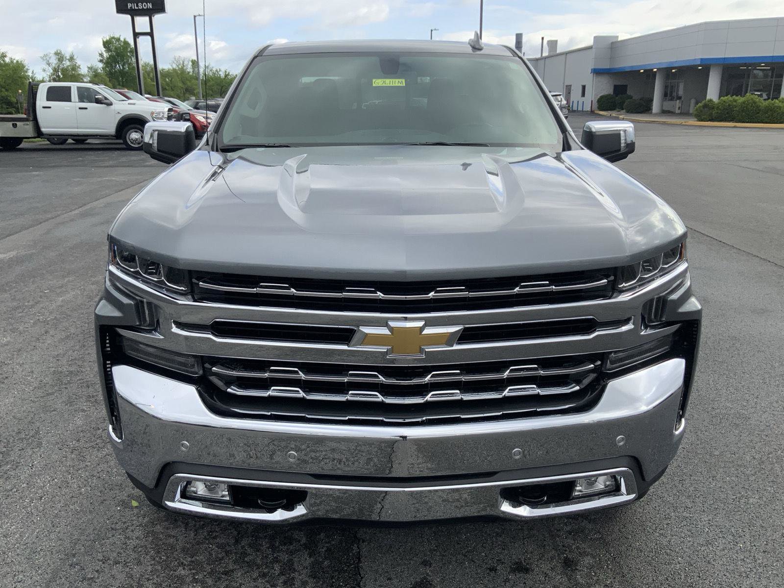 Used 2021 Chevrolet Silverado 1500 LTZ w/ Z71 Off-Road Package AWD/4WD image 3