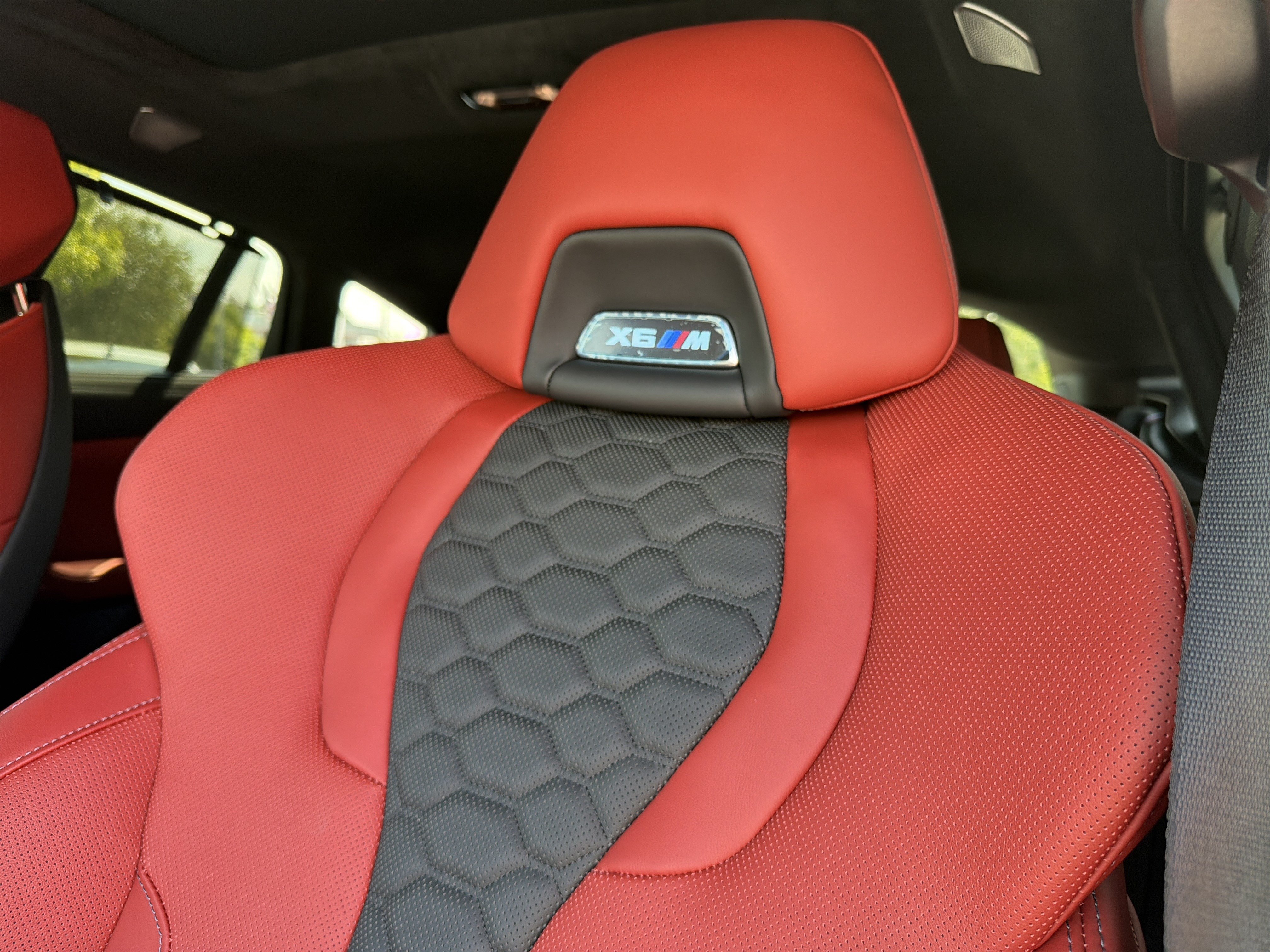New 2027 BMW X6 M Competition w/ Executive Package AWD/4WD image 17