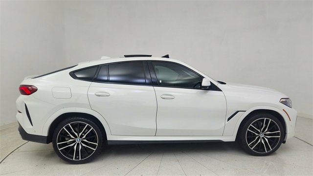 Used 2023 BMW X6 xDrive40i w/ Executive Package image 6