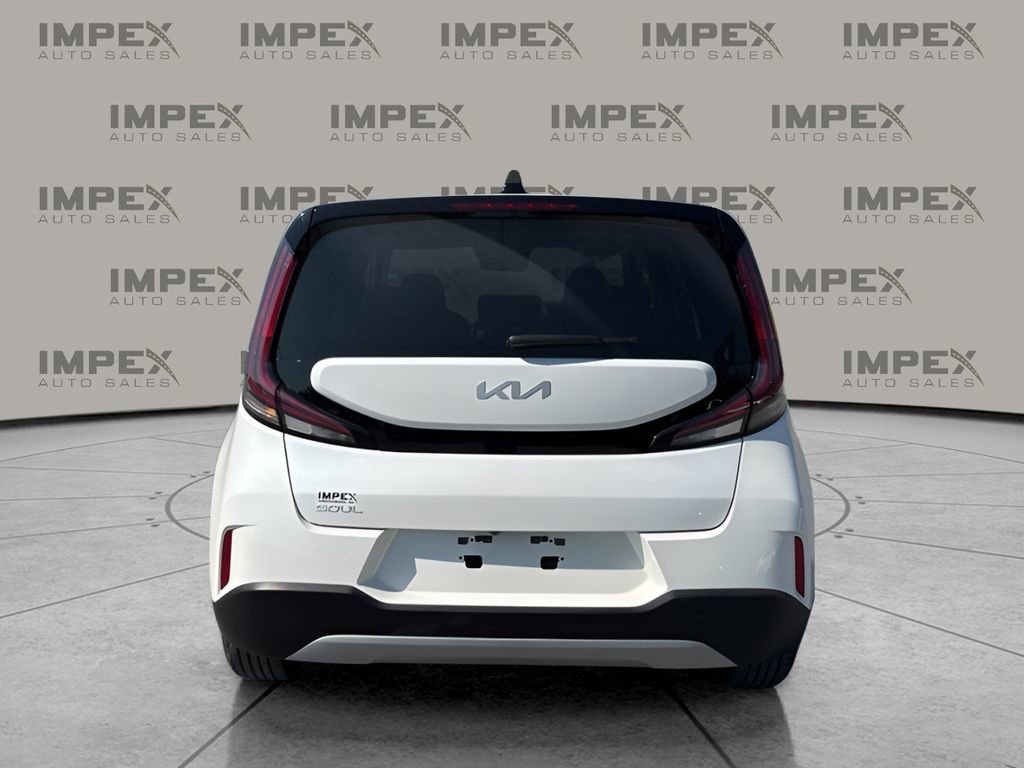 Used 2024 Kia Soul LX w/ Option Group 015 image 4