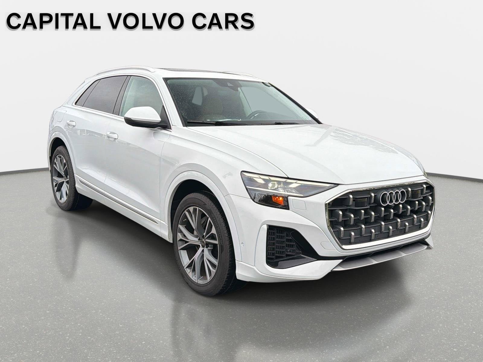 Used 2025 Audi Q8 Premium Plus AWD/4WD image 3