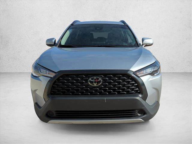 Used 2022 Toyota Corolla Cross LE FWD image 2