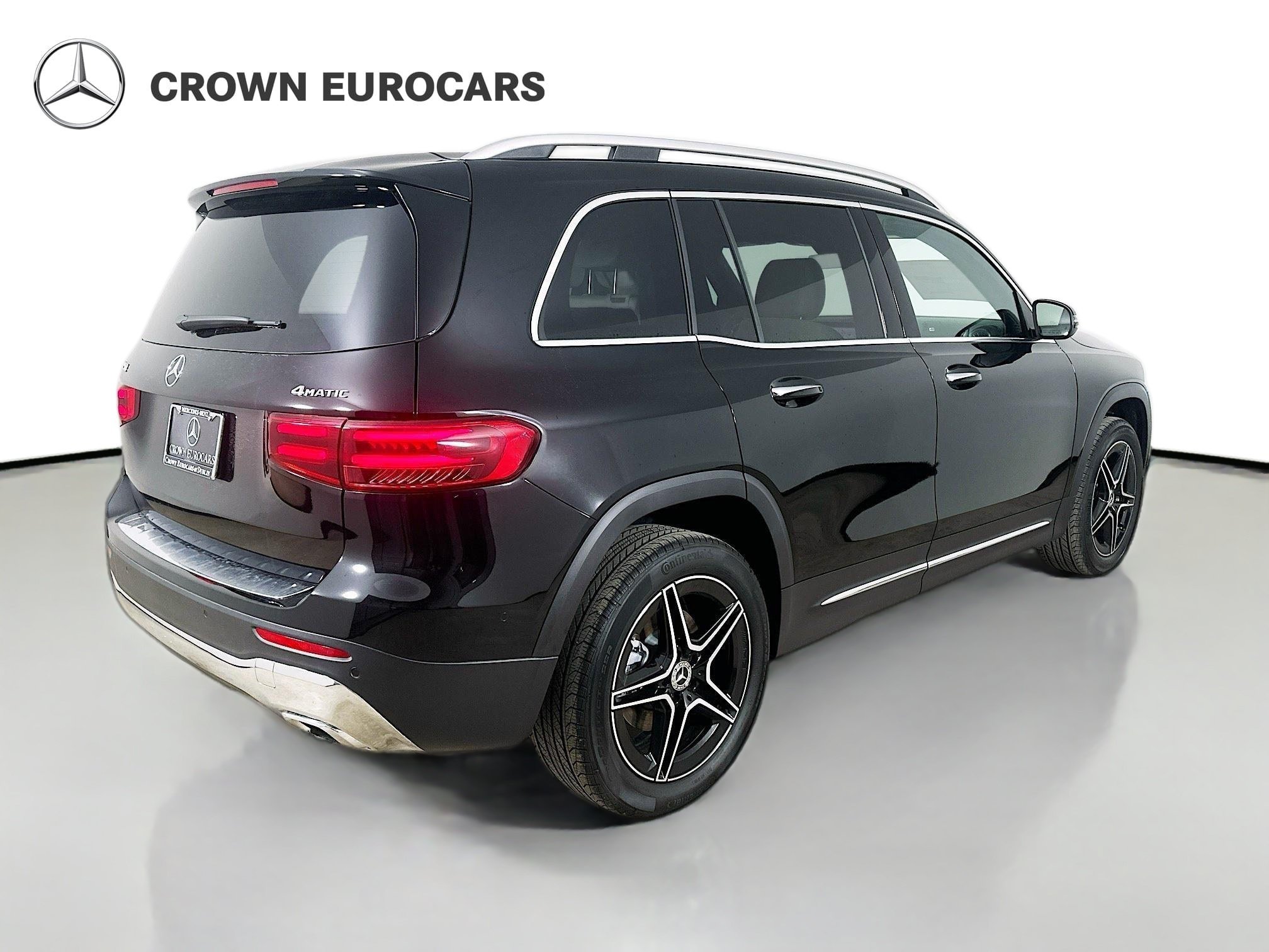 Used 2026 Mercedes-Benz GLB 250 4MATIC image 5