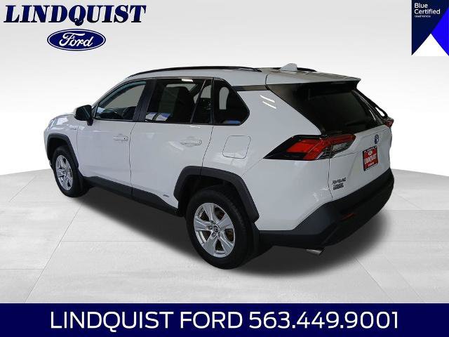 Used 2021 Toyota RAV4 LE AWD/4WD image 4