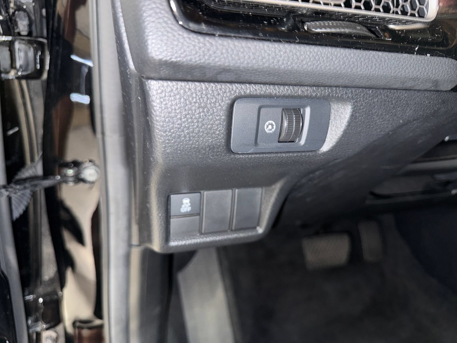 Used 2025 Honda Civic LX image 18