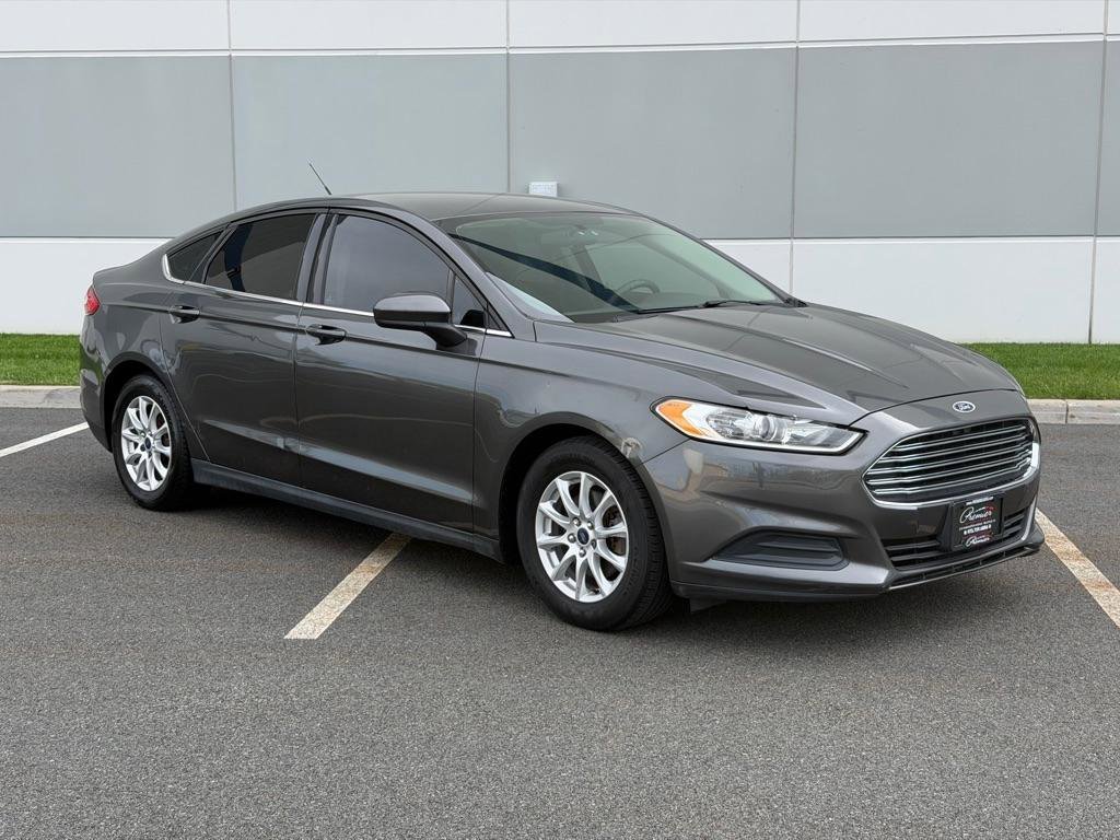 Used 2015 Ford Fusion S FWD image 3