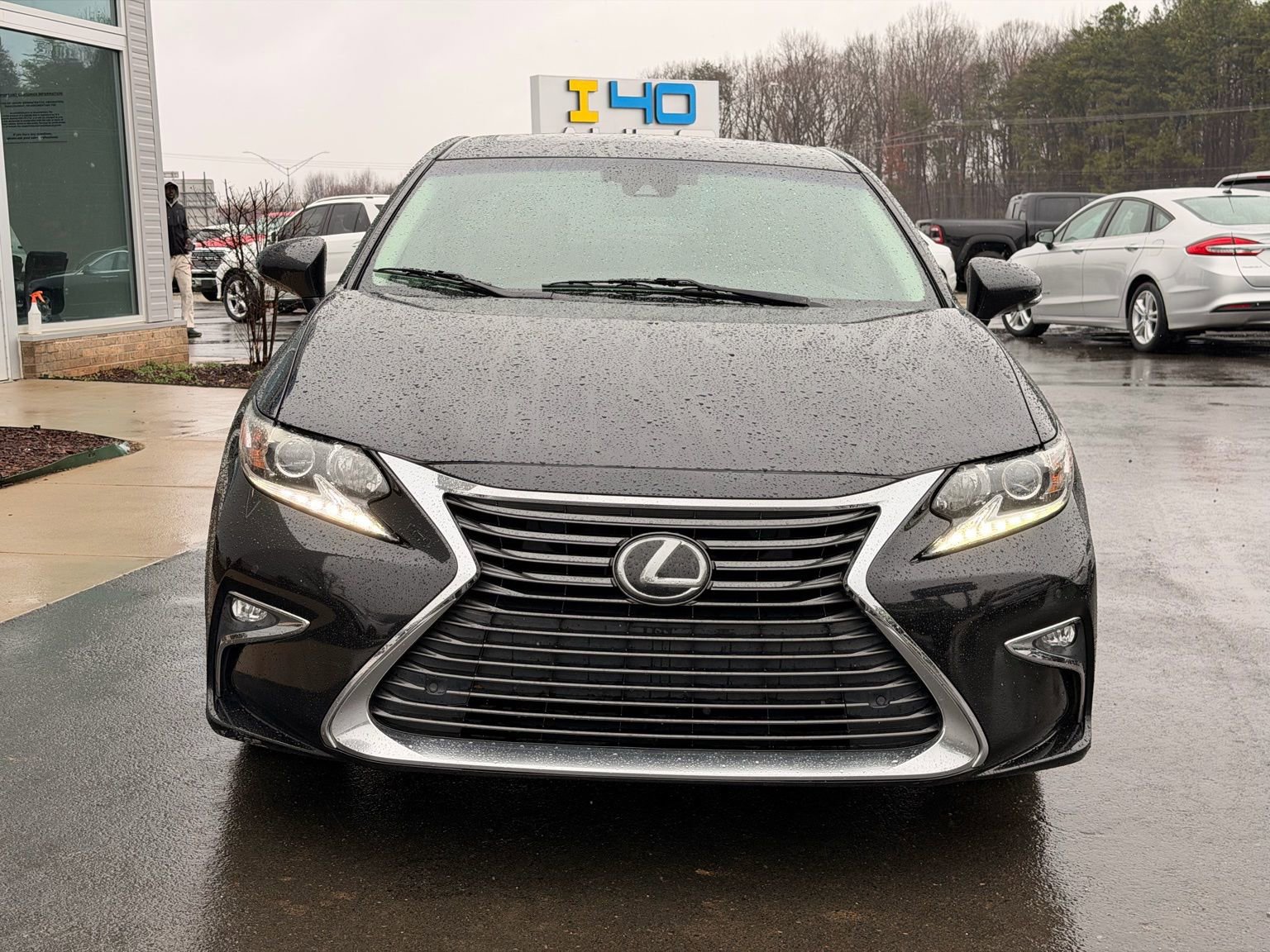 Used 2017 Lexus ES 350 w/ Premium Package image 2