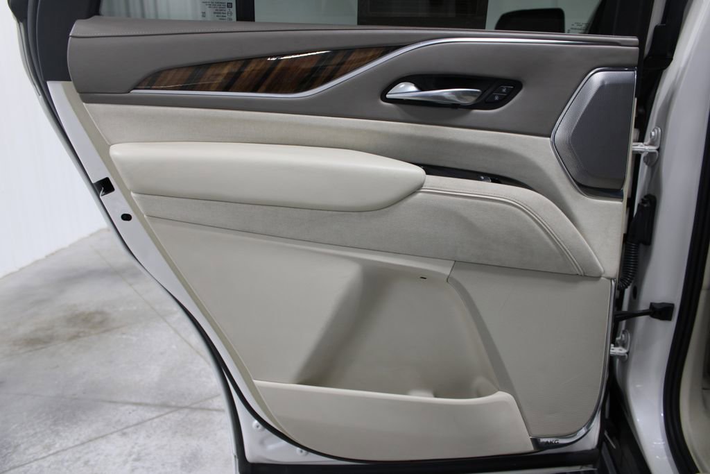 Used 2021 Cadillac Escalade Sport Platinum image 23