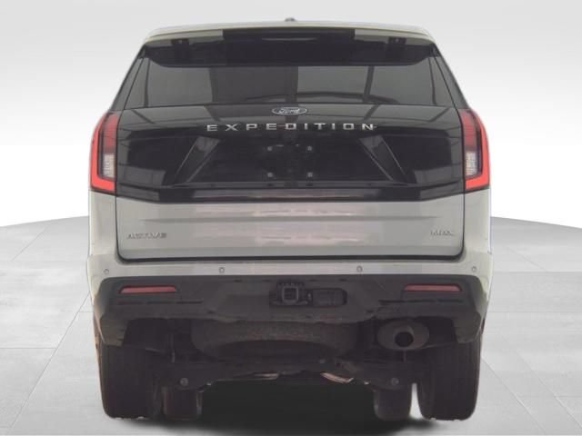 Used 2025 Ford Expedition Max Active AWD/4WD image 7