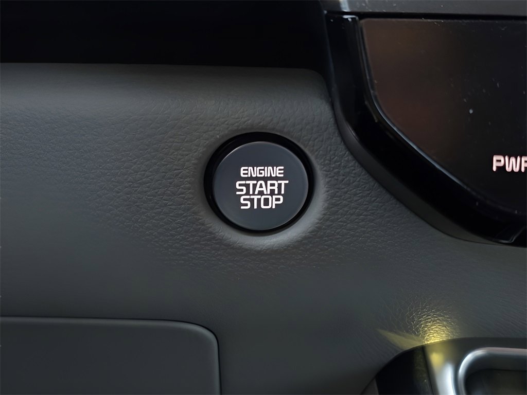 Used 2025 Kia Carnival SX Prestige image 30