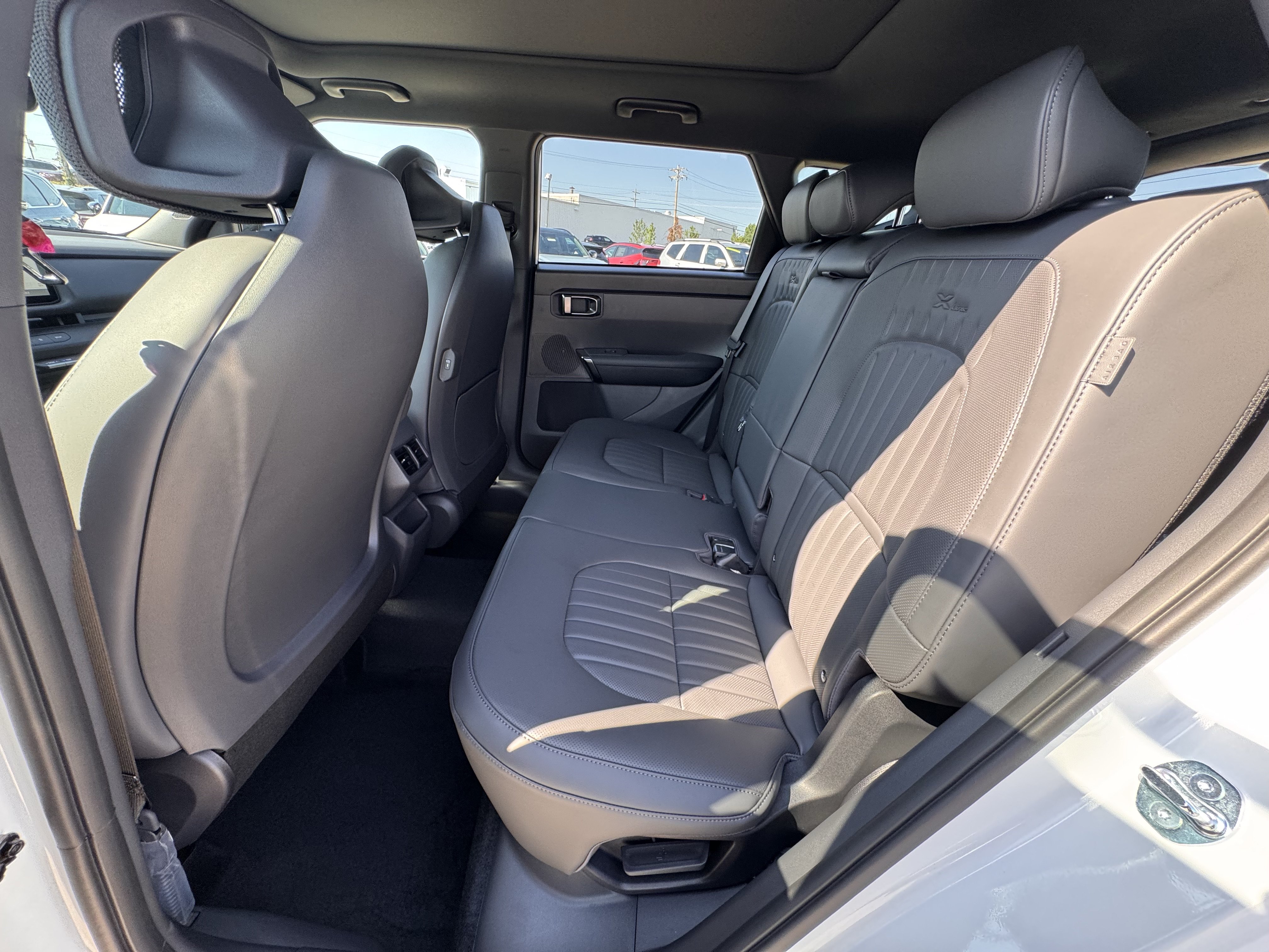 New 2027 Kia Seltos X-Line SX AWD/4WD image 14