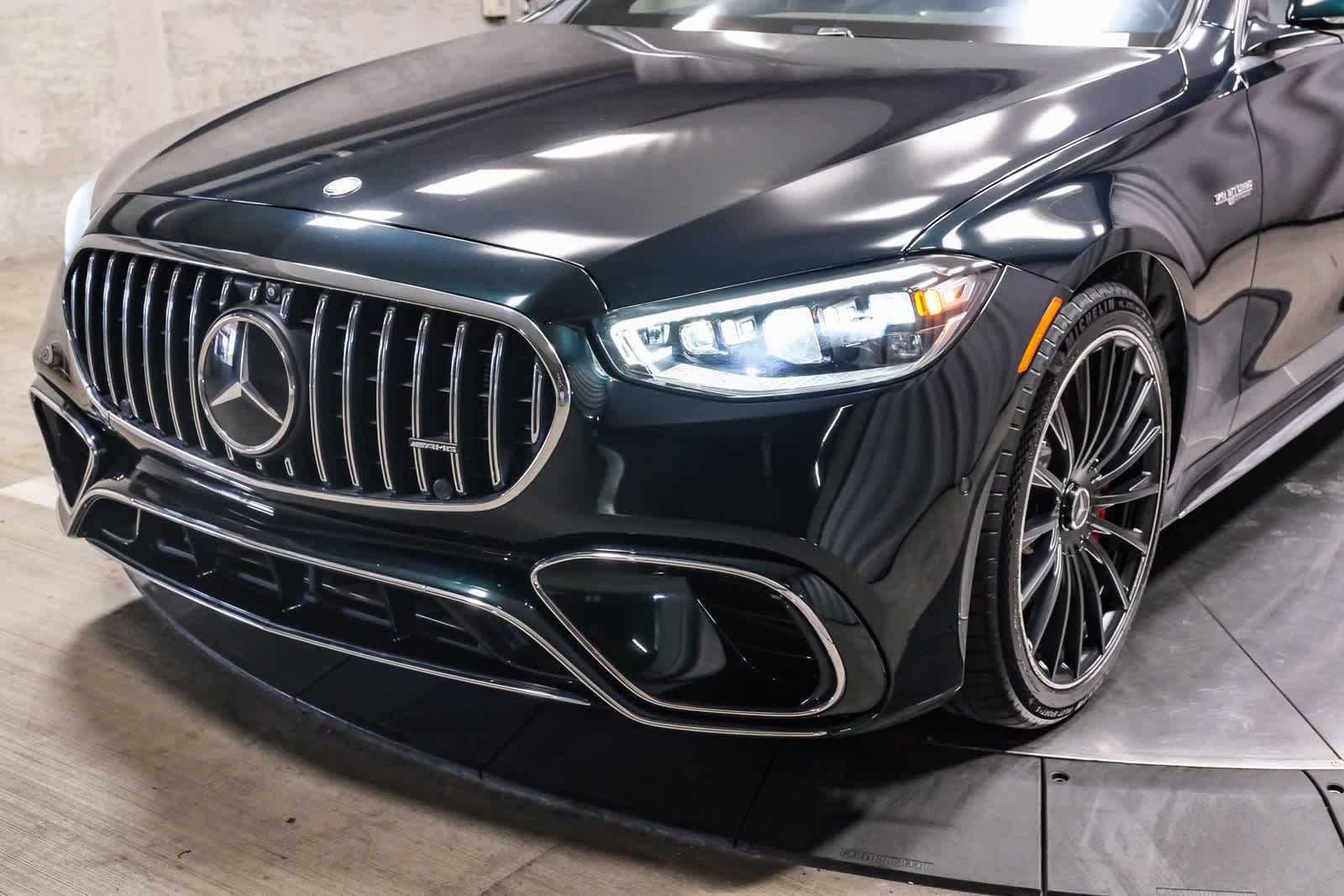 Used 2026 Mercedes-Benz S 63 AMG S image 18