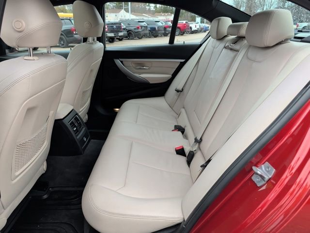 Used 2018 BMW 330i xDrive Sedan image 32
