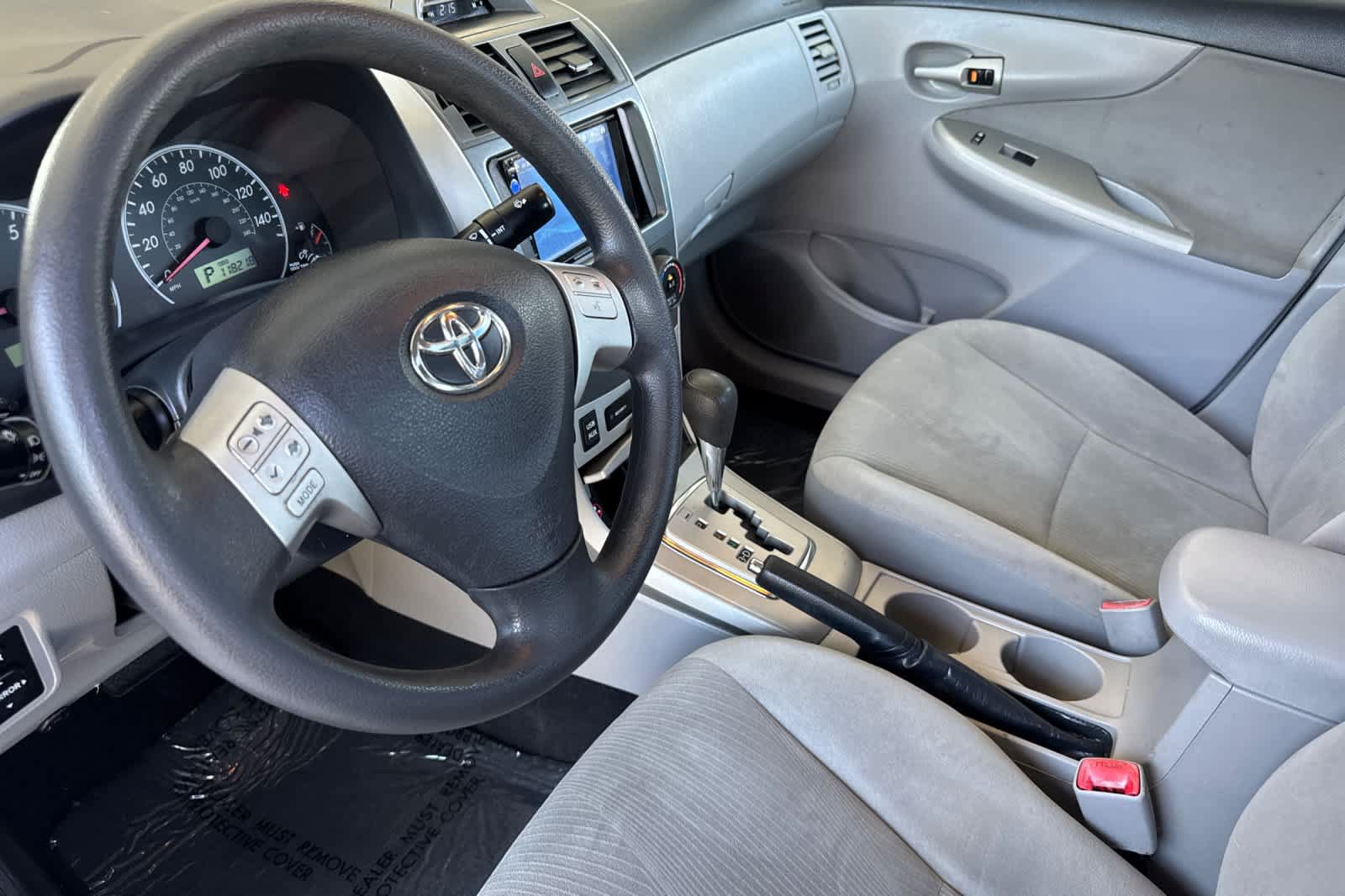 Used 2012 Toyota Corolla LE w/ Premium Pkg FWD image 11