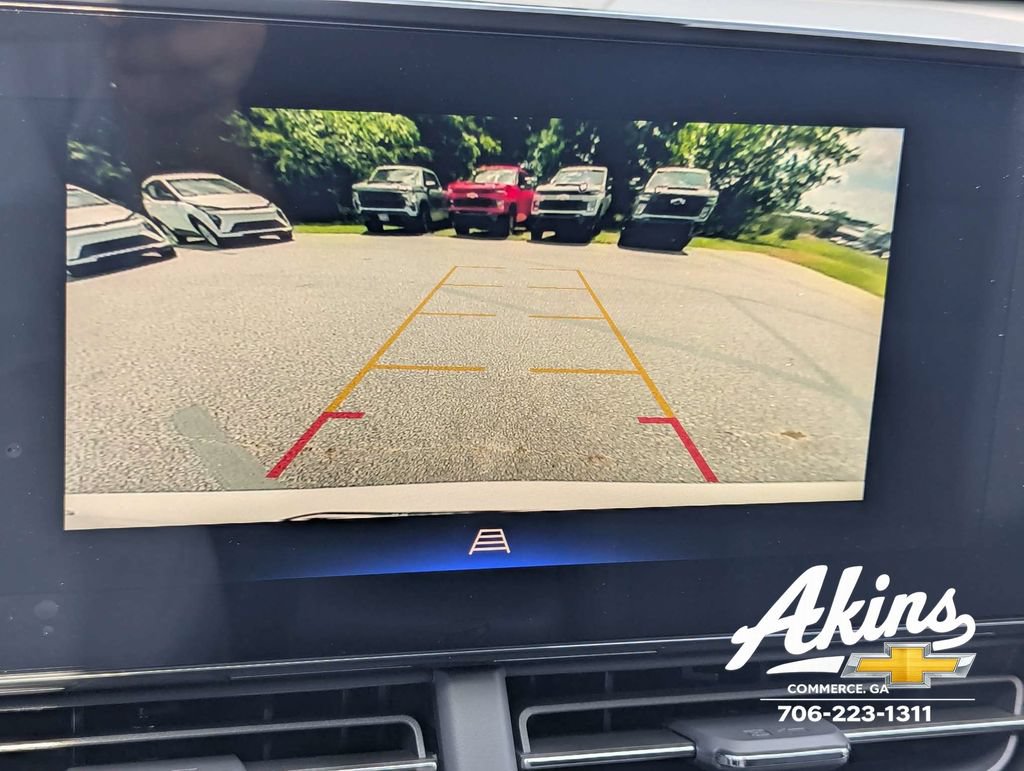 New 2026 Chevrolet Trax LT w/ Sunroof Package FWD image 21