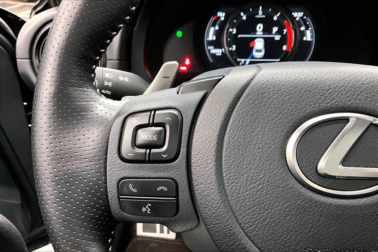 Used 2024 Lexus IS 350 F Sport w/ Navigation Package image 23