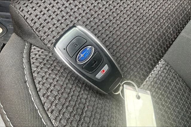 Used 2025 Subaru Outback Premium AWD/4WD image 11