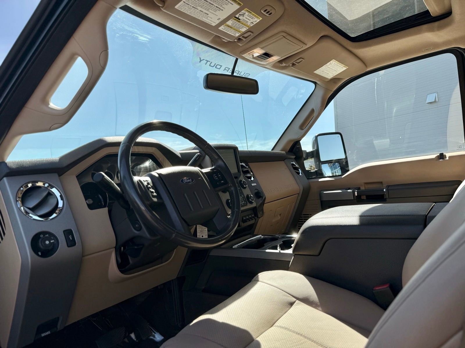 Used 2016 Ford F250 Lariat w/ Lariat Ultimate Package image 9