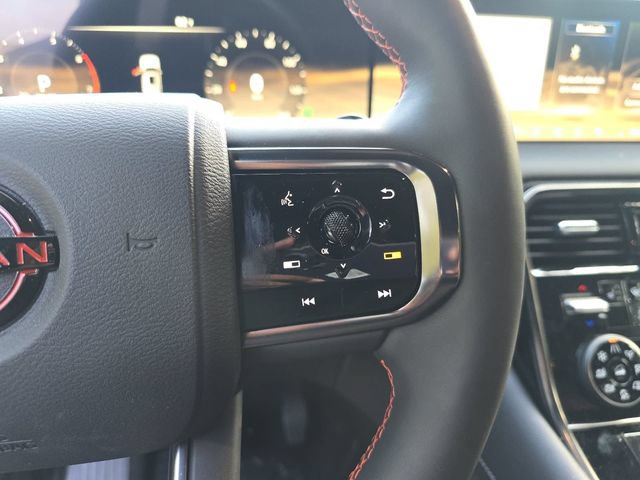 Used 2025 Nissan Armada PRO-4X AWD/4WD image 16