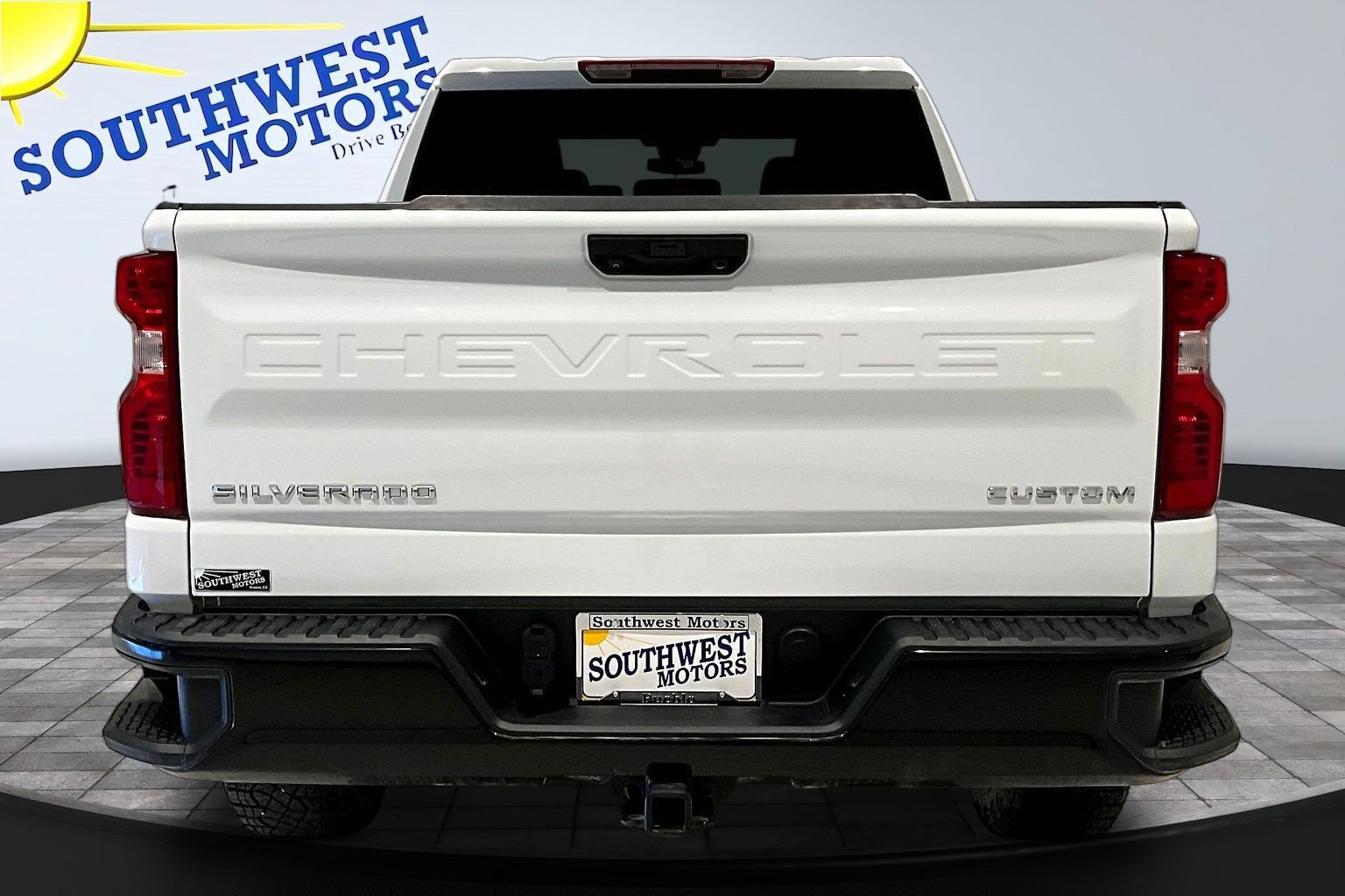 Used 2024 Chevrolet Silverado 1500 Custom Trail Boss AWD/4WD image 6