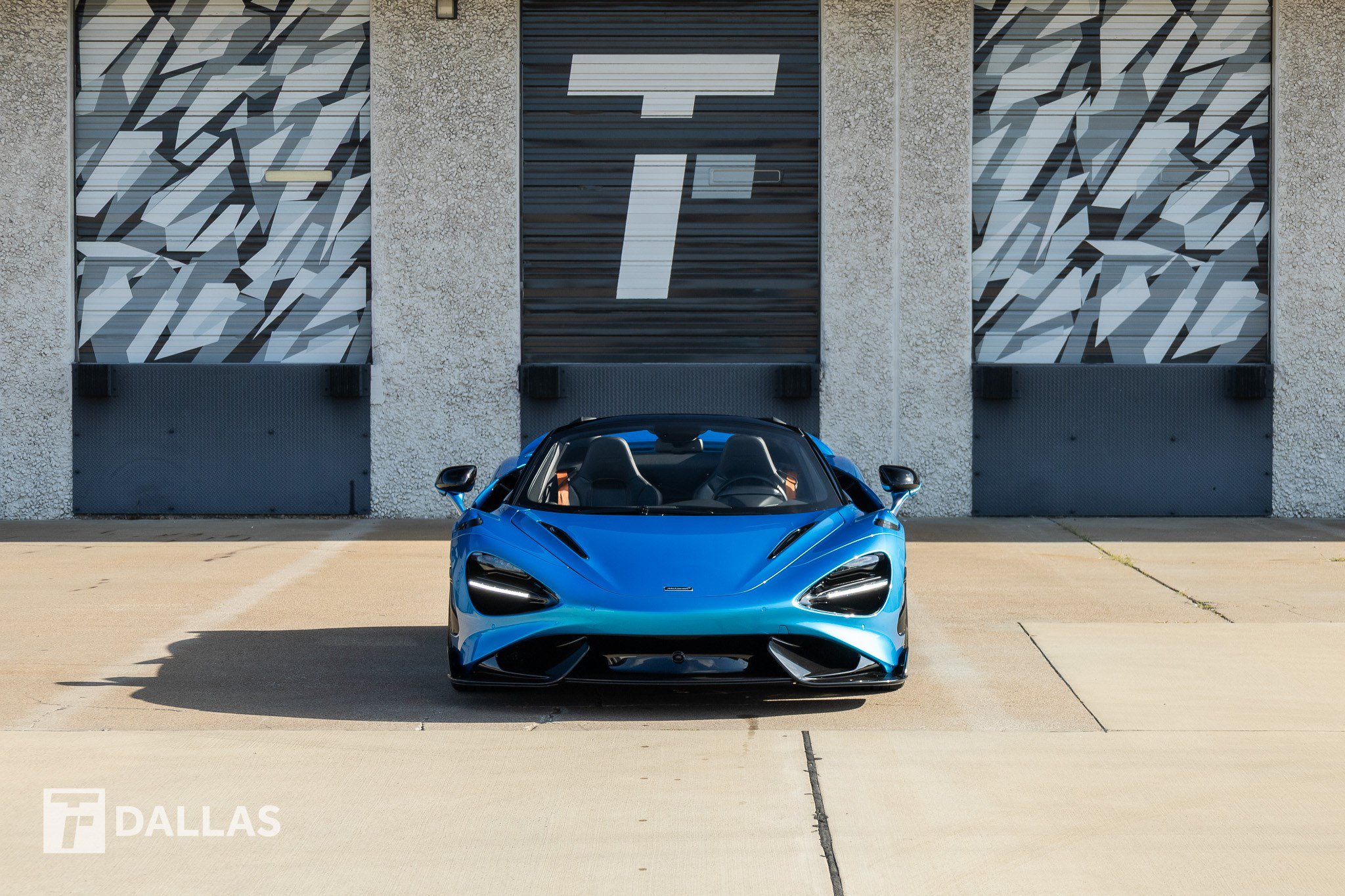 Used 2022 McLaren 765LT RWD image 3