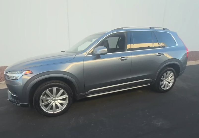 Used 2016 Volvo XC90 T6 Momentum w/ Protection Package Plus AWD/4WD image 6
