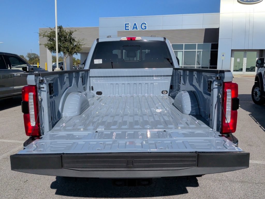 New 2027 Ford F350 Lariat w/ Lariat Premium Package AWD/4WD image 44