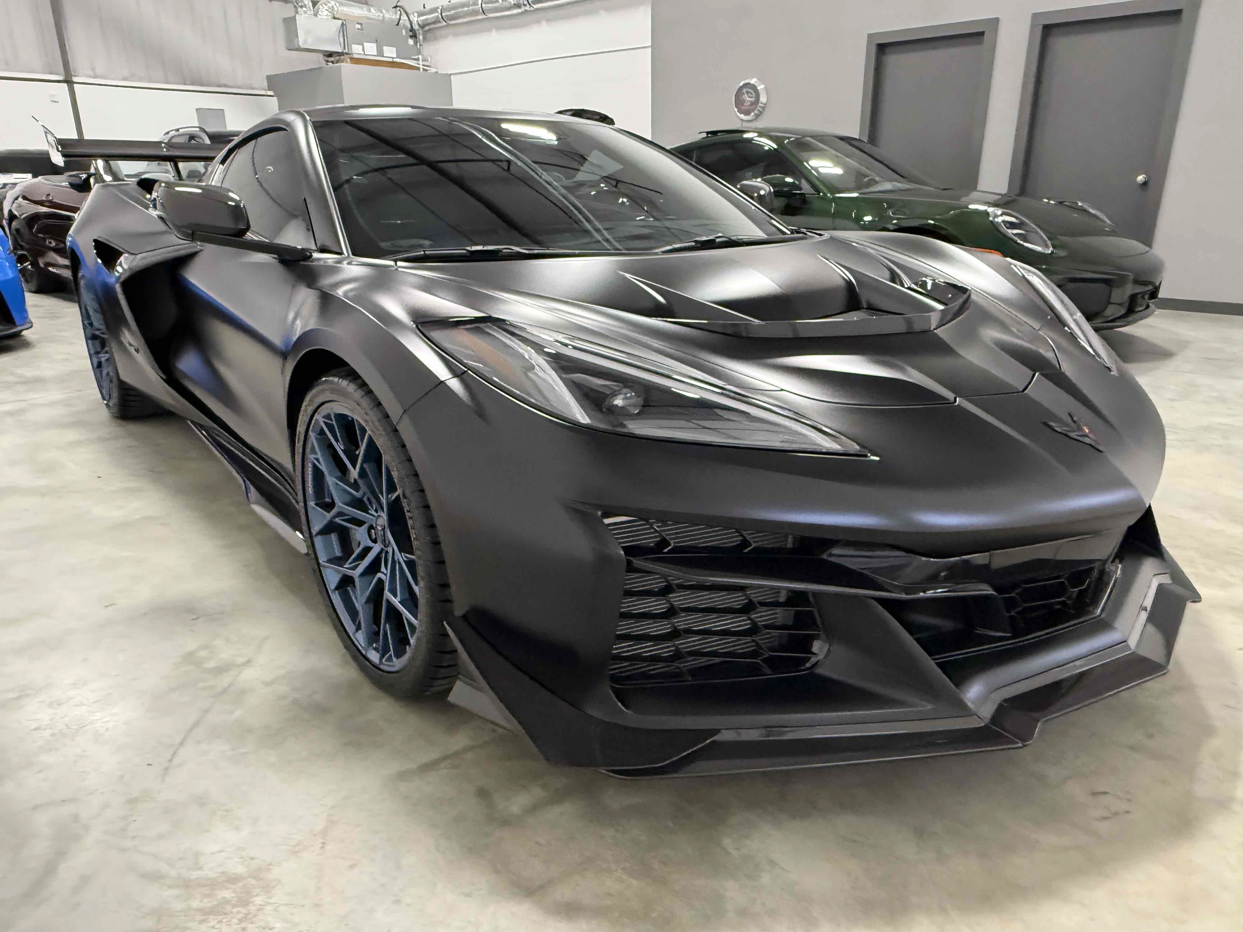 Used 2026 Chevrolet Corvette ZR1 w/ ZR1 Carbon Fiber Aero Package RWD image 92
