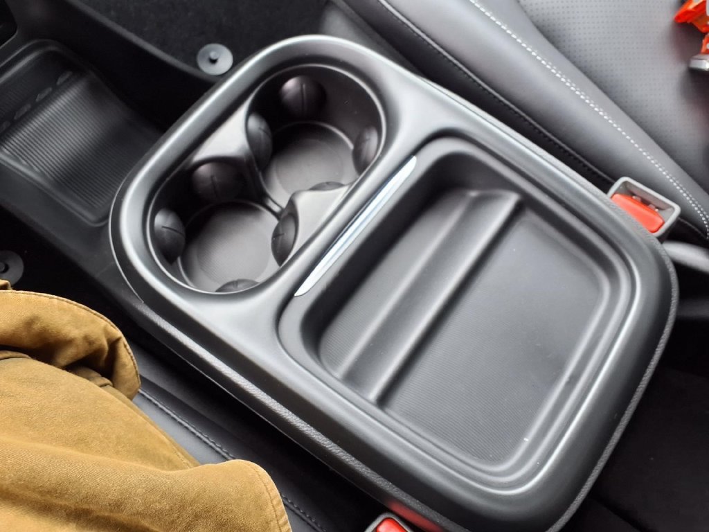 New 2027 Chrysler Pacifica Select AWD/4WD image 11