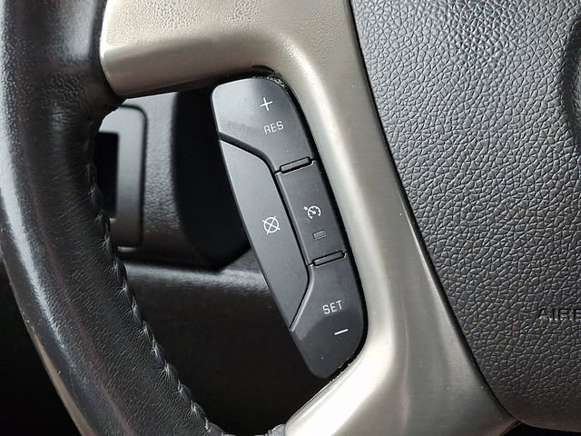 Used 2013 Chevrolet Avalanche LS image 21