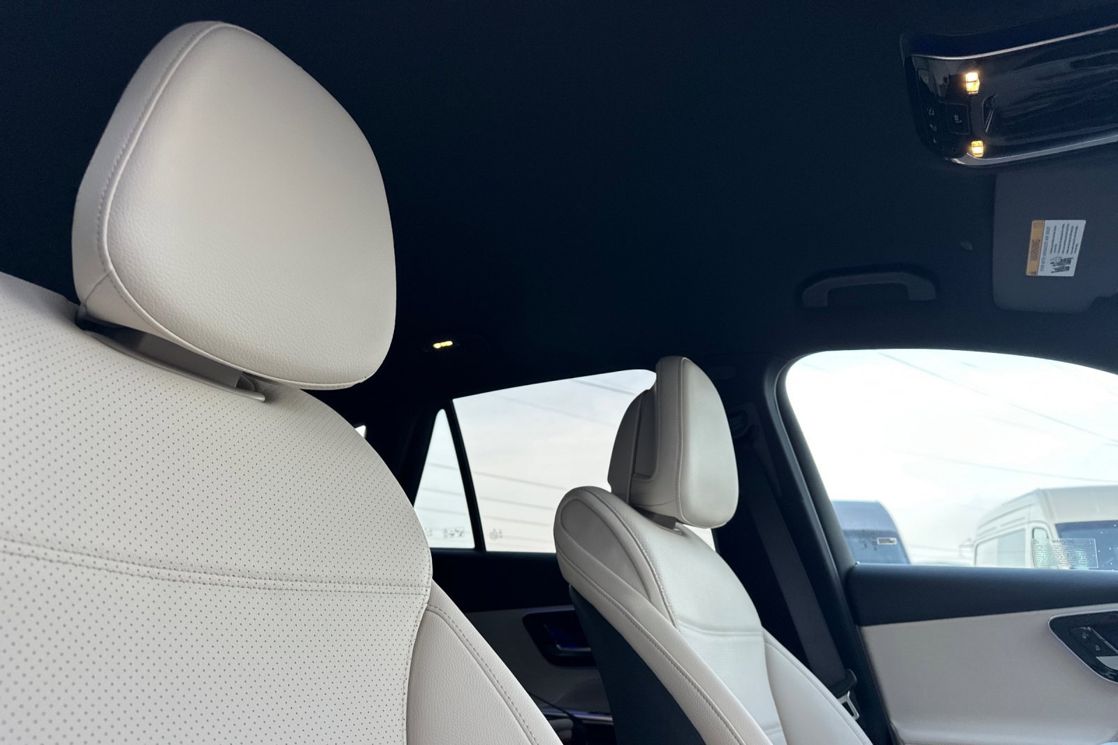 New 2026 Mercedes-Benz GLC 300 4MATIC image 17