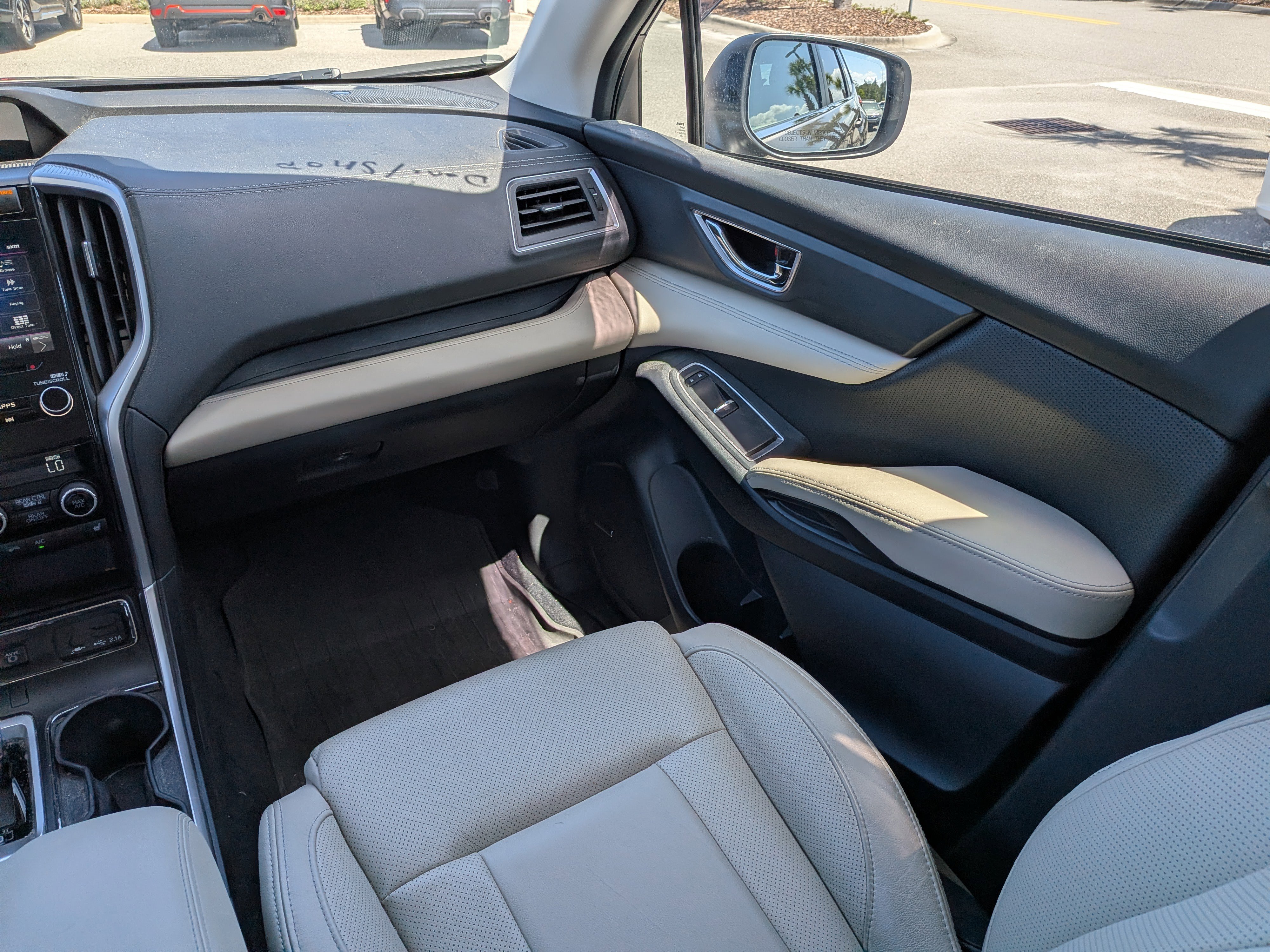 Certified 2022 Subaru Ascent Limited w/ Technology Package image 17